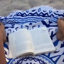 reading on chrissi island